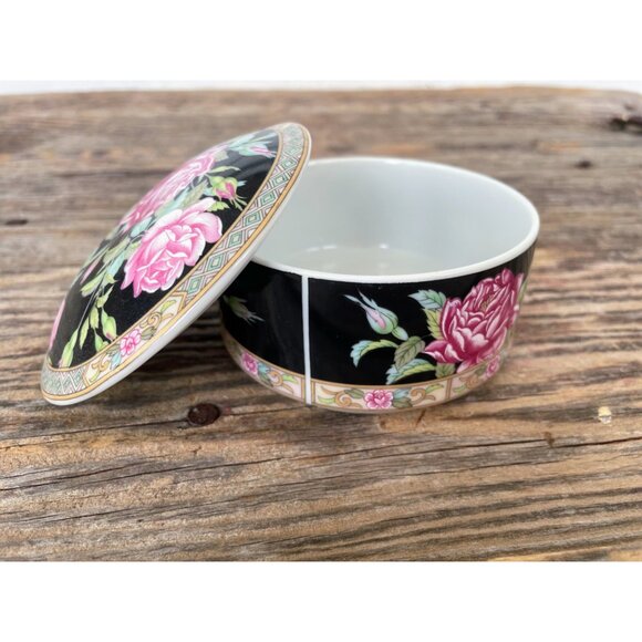 Vintage 1980s Lefton Pink Black Rose Porcelain Trinket box Round - Picture 4 of 10